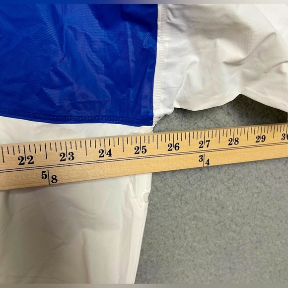 NEW YORK GIANTS | VINTAGE 80s / 90s RAIN JACKET | Full-Zip, w/ Pockets - Picture 10 of 10